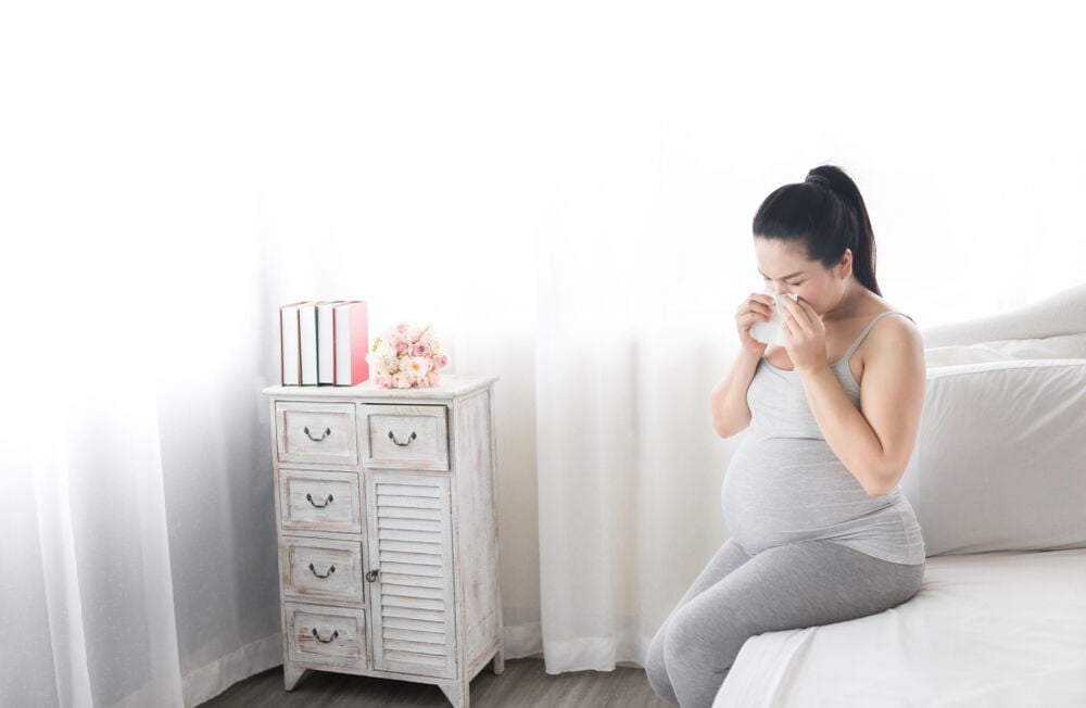 A woman being congested while pregnant A woman being congested while pregnant