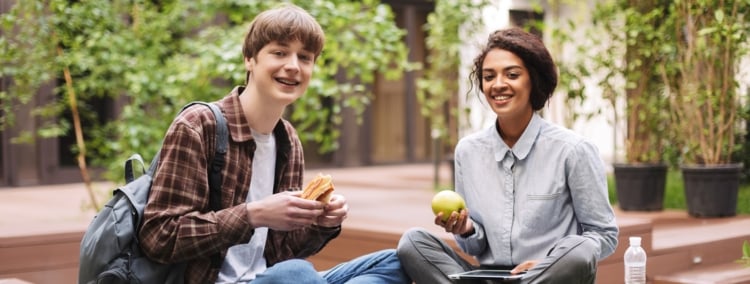 Comment manger sainement à l'université : six astuces géniales Comment manger sainement à l'université : six astuces géniales
