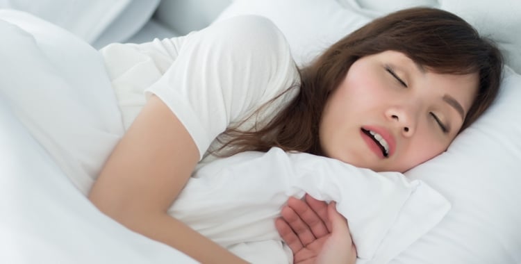 ¿Roncan las mujeres? 7 formas científicamente demostradas para evitar los ronquidos al dormir ¿Roncan las mujeres? 7 formas científicamente demostradas para evitar los ronquidos al dormir