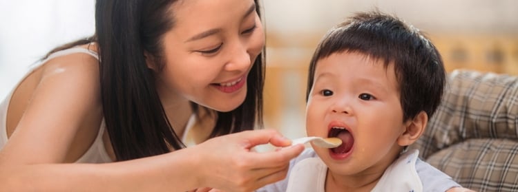 宝宝7个月大时的7条喂食建议 宝宝7个月大时的7条喂食建议