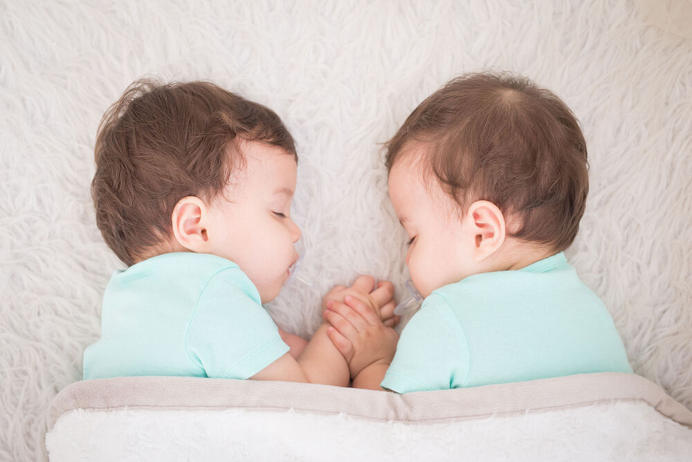 Twin Baby Names for 2019, 2020, 2021: Amazing Names for Twins