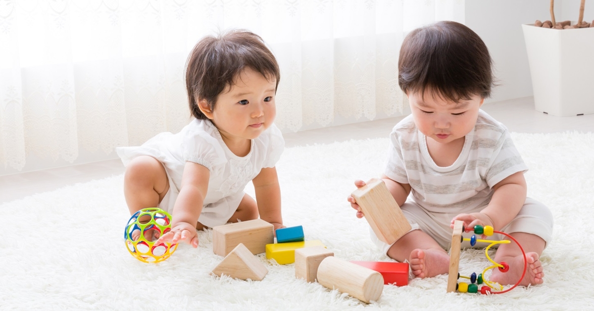 Des jouets pour votre enfant de 9 mois : comment les choisir