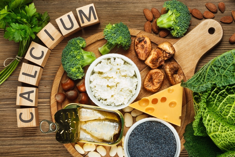 sardines, bean, dried figs, almonds, cottage cheese, hazelnuts, parsley leaves, blue poppy seed, broccoli, italian cabbage, cheese sardines, bean, dried figs, almonds, cottage cheese, hazelnuts, parsley leaves, blue poppy seed, broccoli, italian cabbage, cheese