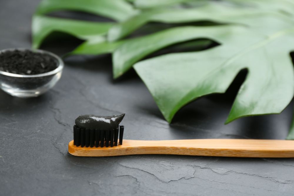 Activated Charcoal Toothpaste: The Truth About Charcoal Teeth Whitening