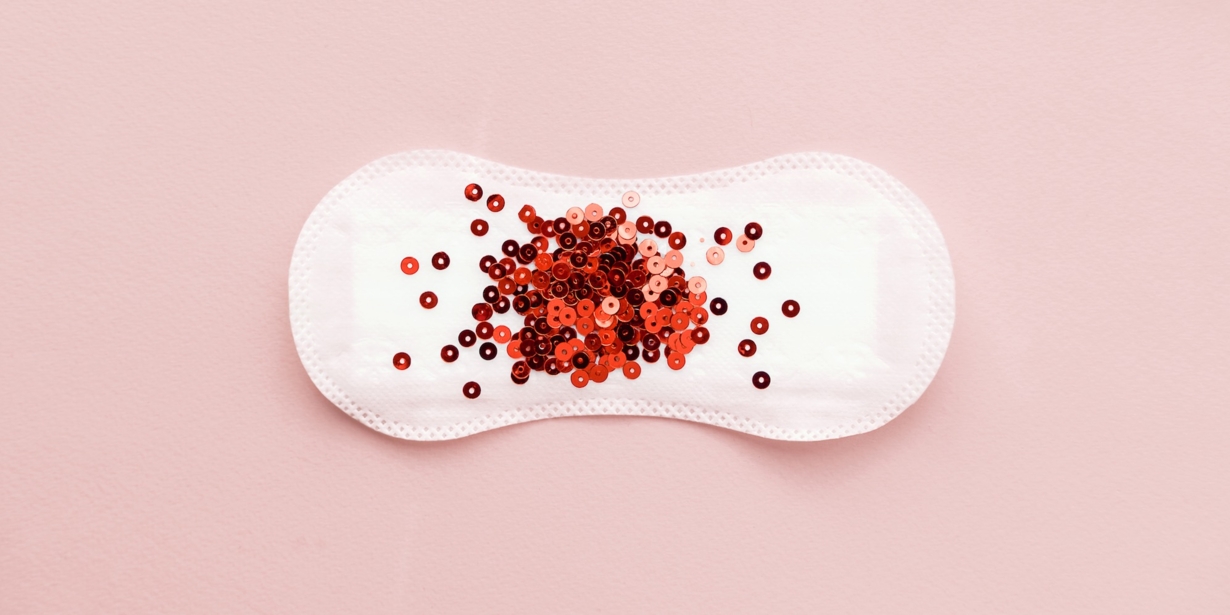 what does period blood look like when you first start
