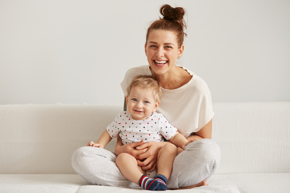 A woman spends quality time with her little one to get over mommy guilt A woman spends quality time with her little one to get over mommy guilt