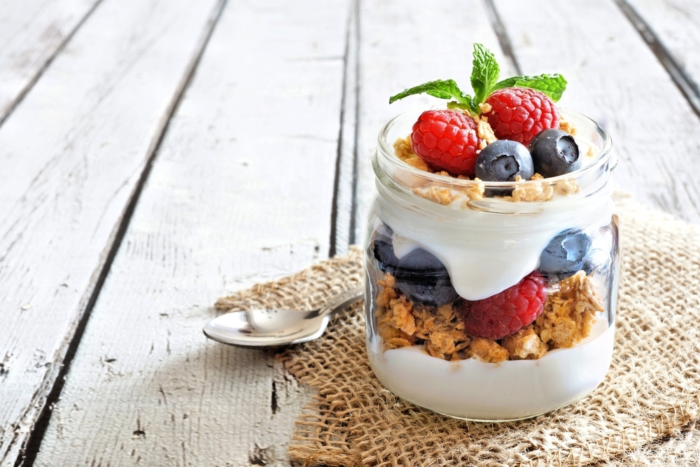 Yogurt parfait - an ideal low sodium fast food option for breakfast Yogurt parfait - an ideal low sodium fast food option for breakfast