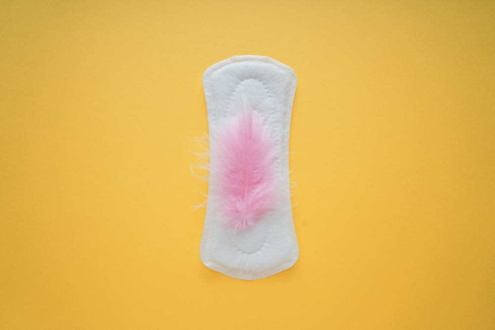 Light spotting - one of the symptoms of ovulation Light spotting - one of the symptoms of ovulation