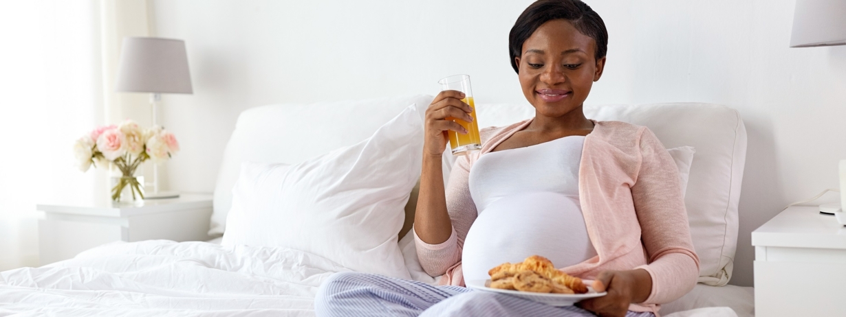 pregnancy food cravings start