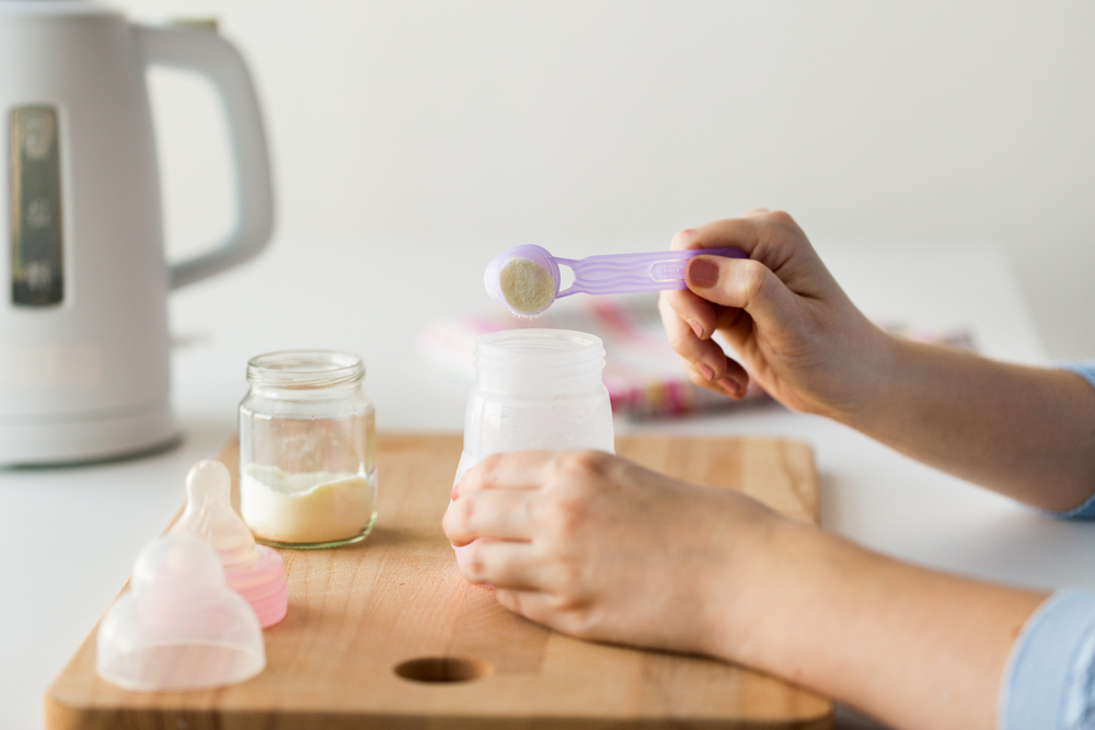 Preparation of baby formula Preparation of baby formula