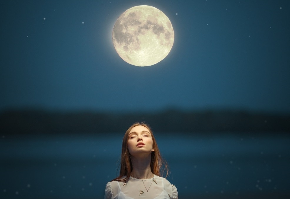 The full moon The full moon