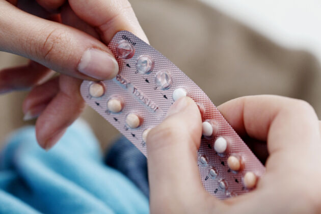 un paquete de píldoras anticonceptivas
