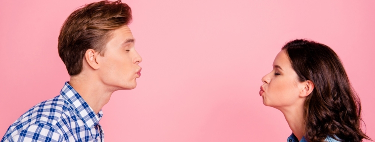 Can You Get Herpes from Kissing Someone Without an Outbreak?