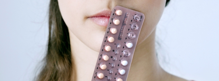 ¿Pueden causar acné los anticonceptivos?