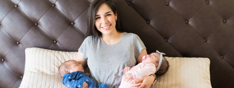 Breastfeeding Twins 101: Handy Tips for a Happy Mother